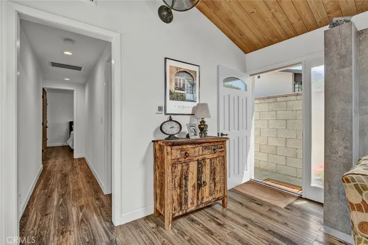 347 Walnut, Newport Beach, California 92663