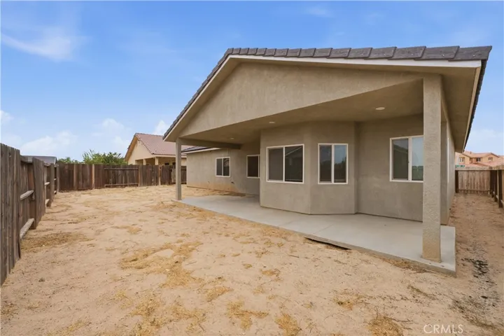 20844 Lakeview Drive, California City, California 93505