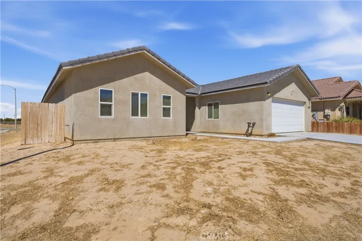 20844 Lakeview Drive, California City, California 93505