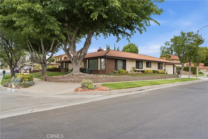 303 Susan Court, Palmdale, California 93551
