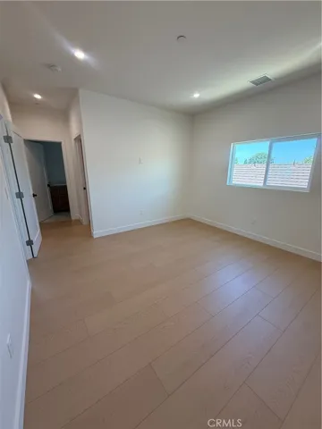 10026 Norwich Avenue, San Fernando, California 91345