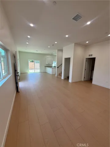 10026 Norwich Avenue, San Fernando, California 91345