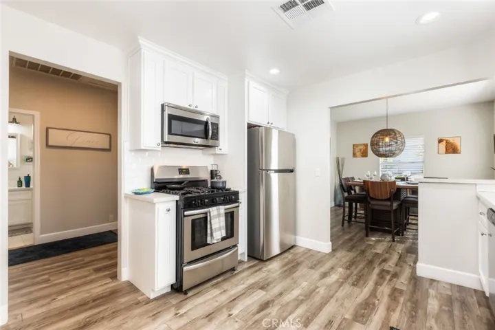 923 N Mentor Avenue, Pasadena, California 91104