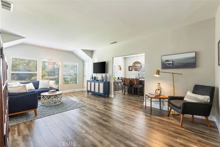 923 N Mentor Avenue, Pasadena, California 91104