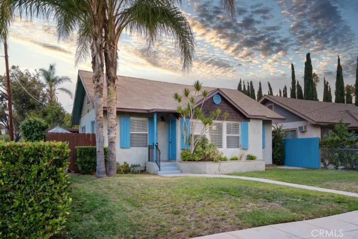 923 N Mentor Avenue, Pasadena, California 91104