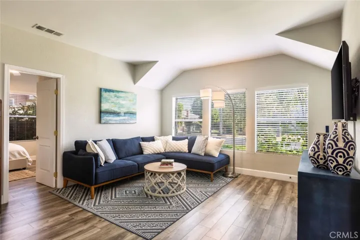 923 N Mentor Avenue, Pasadena, California 91104