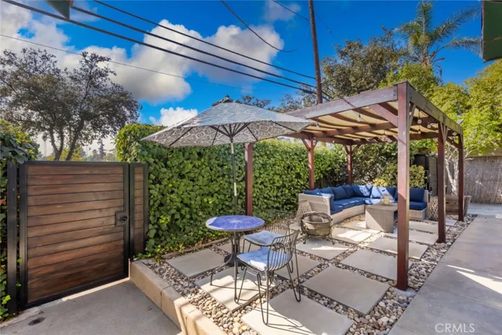 923 N Mentor Avenue, Pasadena, California 91104