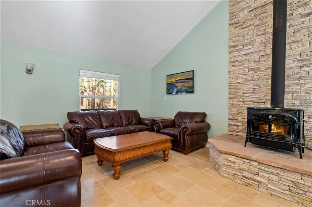 301 S Shakespeare Ln, Big Bear City, California 92314 — photo 5