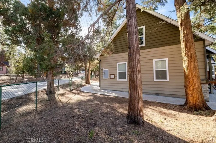 301 S Shakespeare Ln, Big Bear City, California 92314