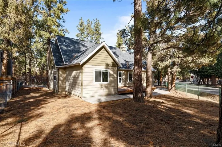 301 S Shakespeare Ln, Big Bear City, California 92314