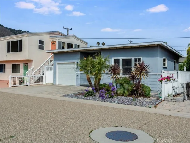 303 Castaic, Pismo Beach, California 93449