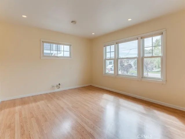 303 Castaic, Pismo Beach, California 93449