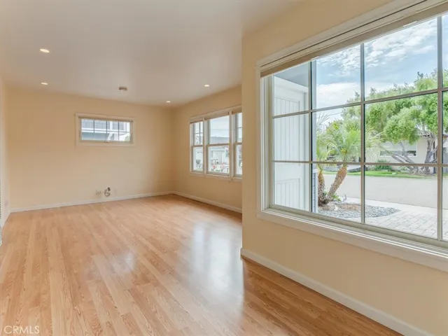 303 Castaic, Pismo Beach, California 93449