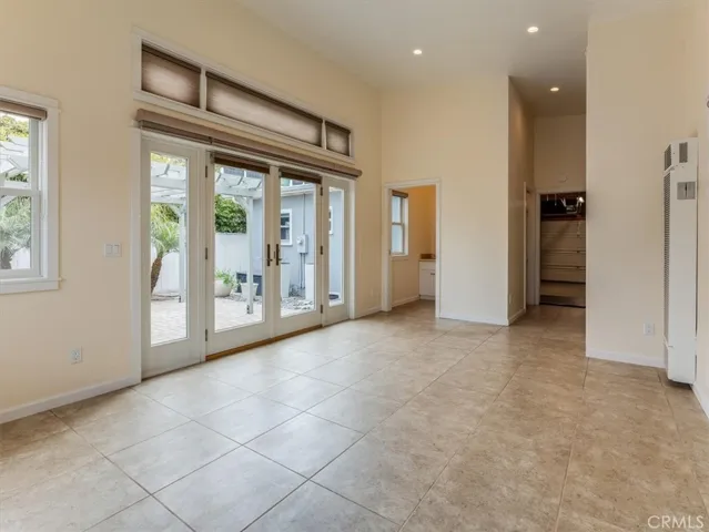 303 Castaic, Pismo Beach, California 93449