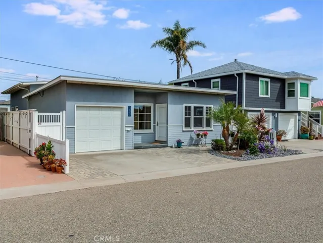303 Castaic, Pismo Beach, California 93449
