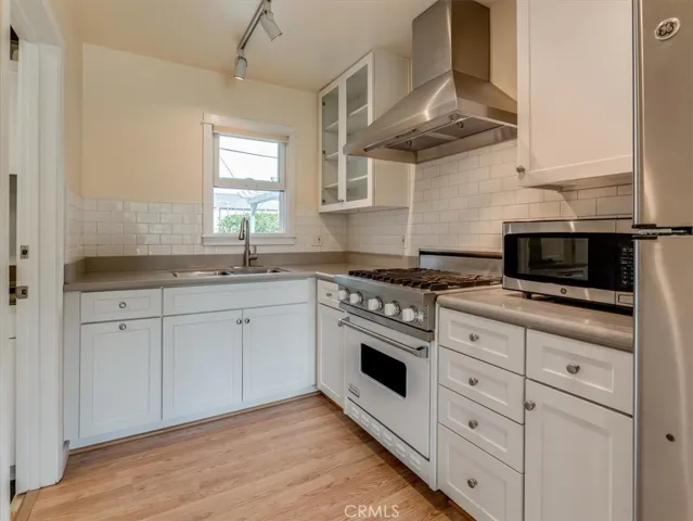 303 Castaic, Pismo Beach, California 93449