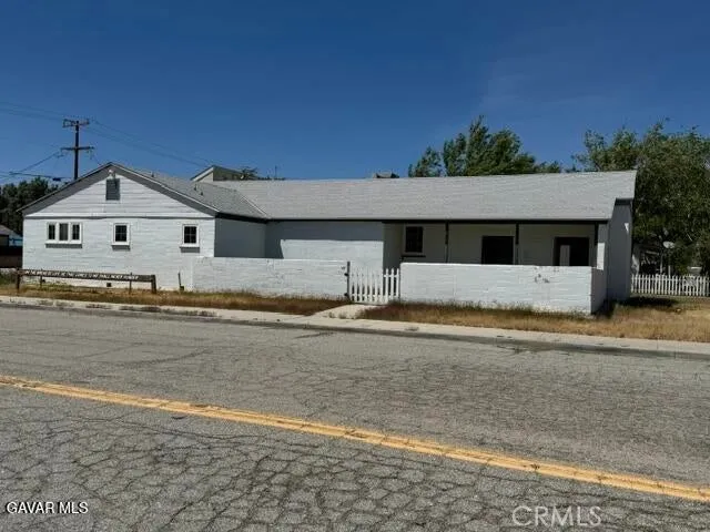 2069 Inyo, Mojave, California 93501