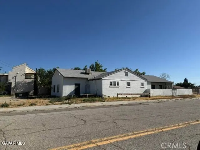 2069 Inyo, Mojave, California 93501