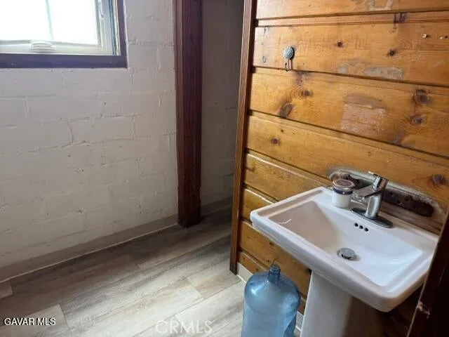 2069 Inyo, Mojave, California 93501