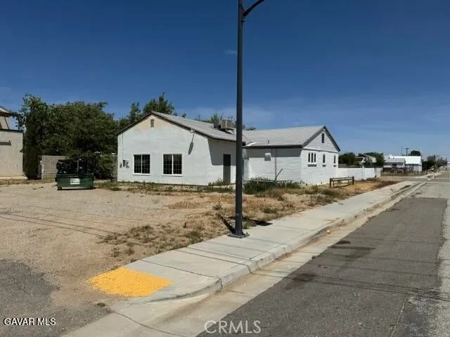 2069 Inyo, Mojave, California 93501