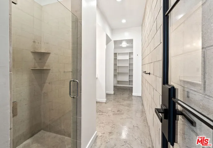 1544 12th Street 303, Santa Monica, California 90401