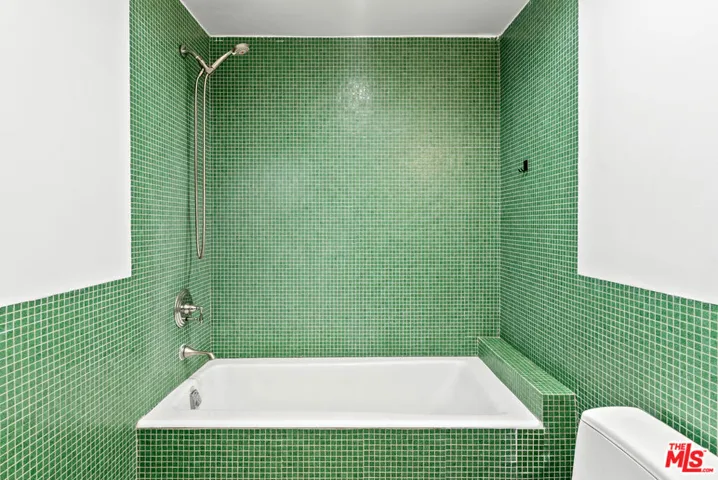 1544 12th Street 303, Santa Monica, California 90401