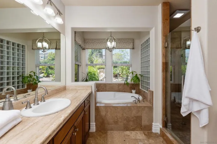 8149 Calle Catalonia, Carlsbad, California 92009