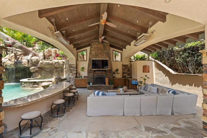 8149 Calle Catalonia, Carlsbad, California 92009