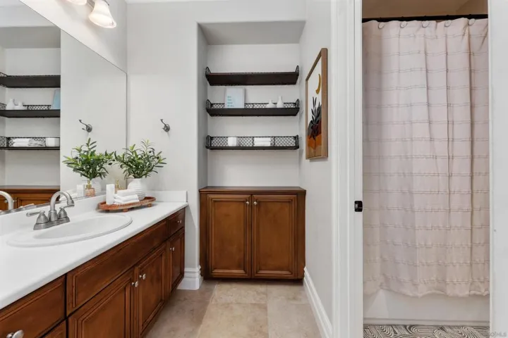 8149 Calle Catalonia, Carlsbad, California 92009