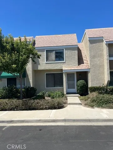 31 Meadowgrass, Irvine, California 92604
