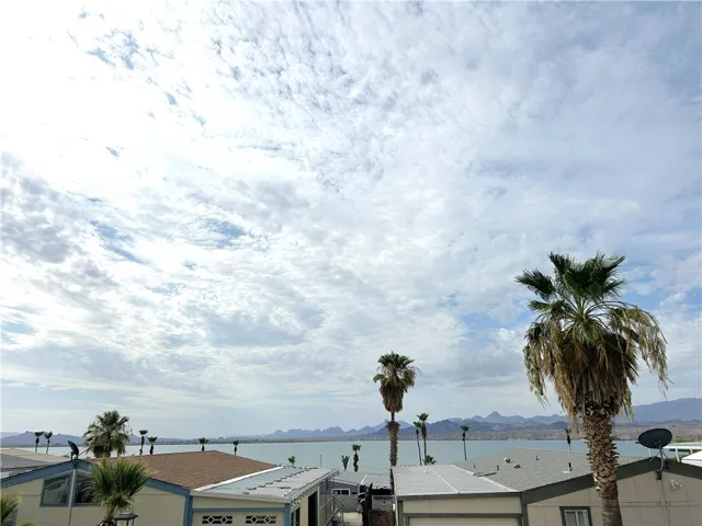 76 Thunderhead 1, Needles, California 92363