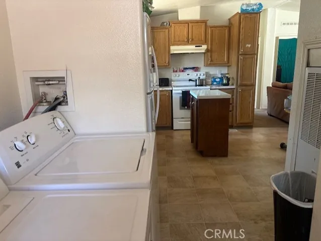 16192 27th, Clearlake, California 95422