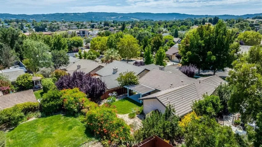25 Aurora, Templeton, California 93465