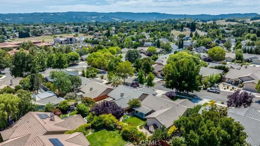 25 Aurora, Templeton, California 93465