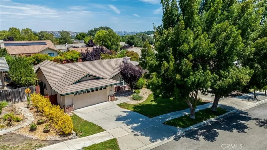 25 Aurora, Templeton, California 93465