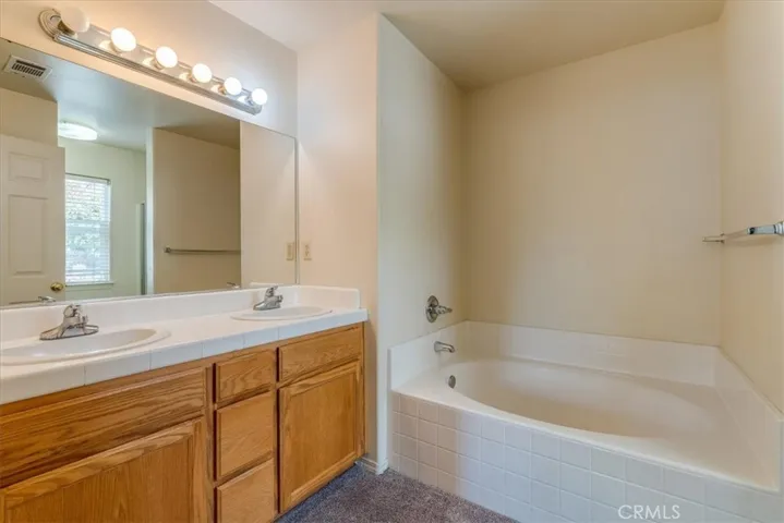 25 Aurora, Templeton, California 93465