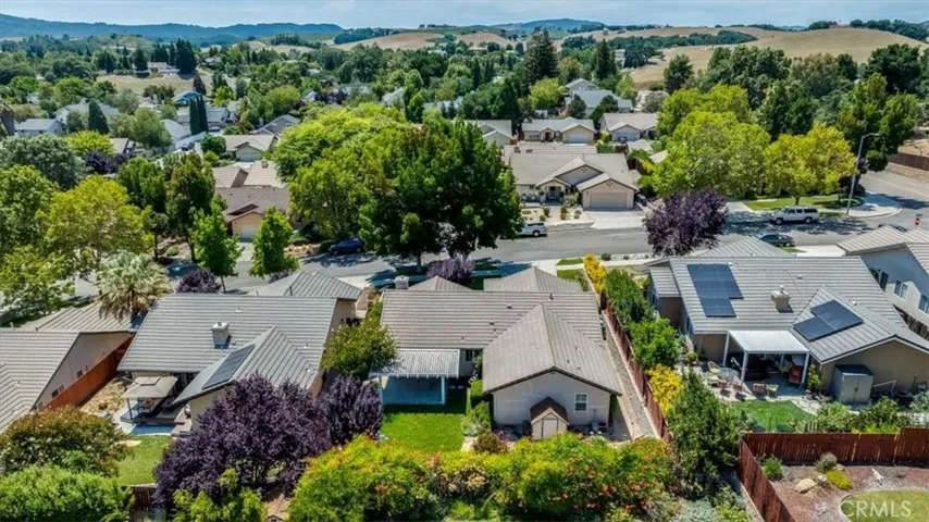 25 Aurora, Templeton, California 93465