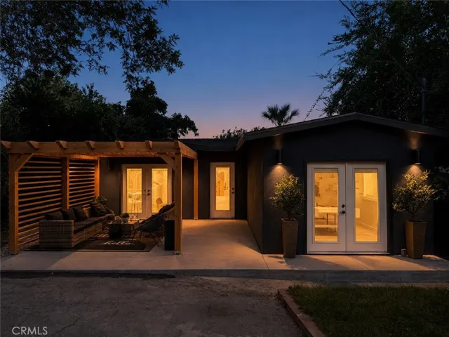 885 Montecito, Los Angeles, California 90031