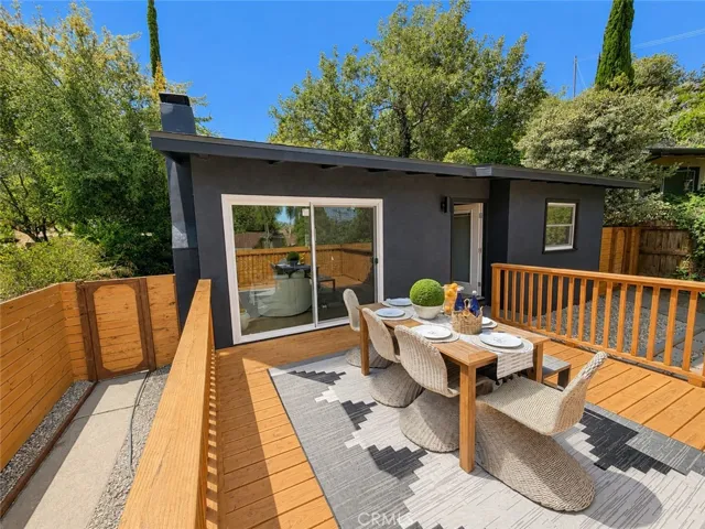 885 Montecito, Los Angeles, California 90031