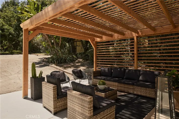 885 Montecito, Los Angeles, California 90031