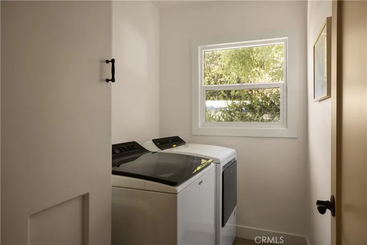 885 Montecito, Los Angeles, California 90031