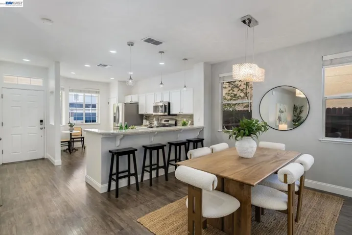 25528 Conley Downs Dr, Castro Valley, California 94552