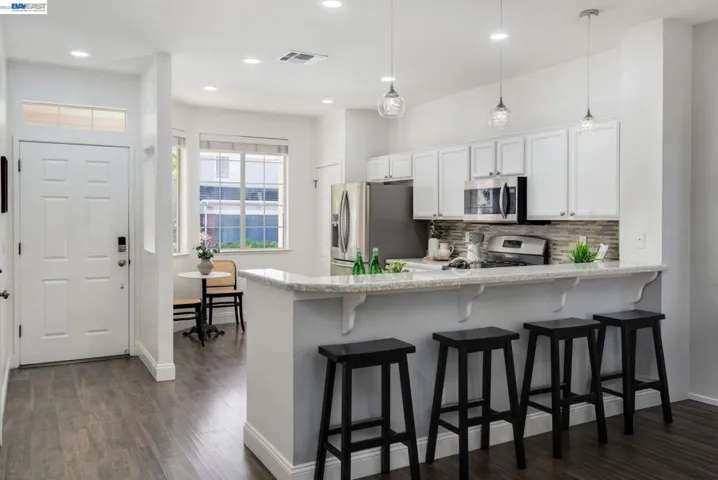 25528 Conley Downs Dr, Castro Valley, California 94552