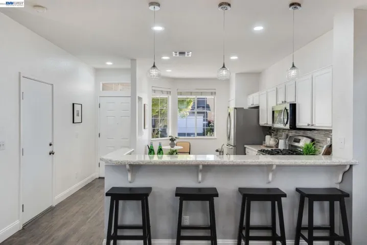 25528 Conley Downs Dr, Castro Valley, California 94552