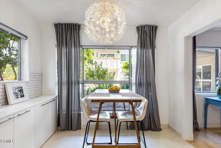 395 S Oakland Ave #105 012-mls