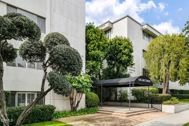 395 S Oakland Ave #105 001-mls