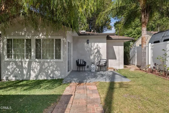 24-2301 S Electric Ave-45