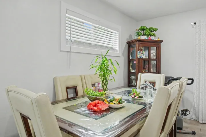 8032 Poplin Drive, Santee, California 92071