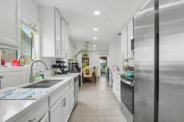 8032 Poplin Drive, Santee, California 92071