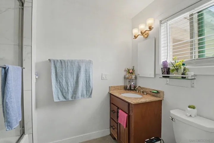 8032 Poplin Drive, Santee, California 92071